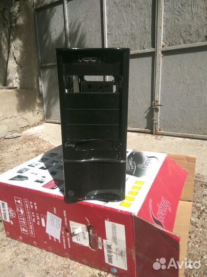 Корпус пк Thermalteake Swing