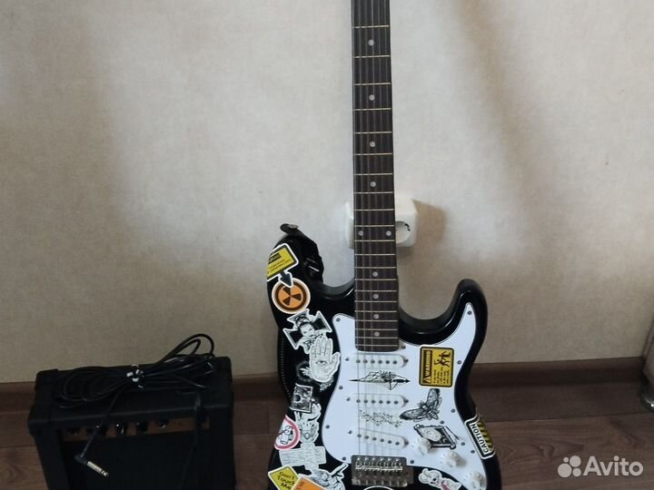 Электрогитара с комбиком