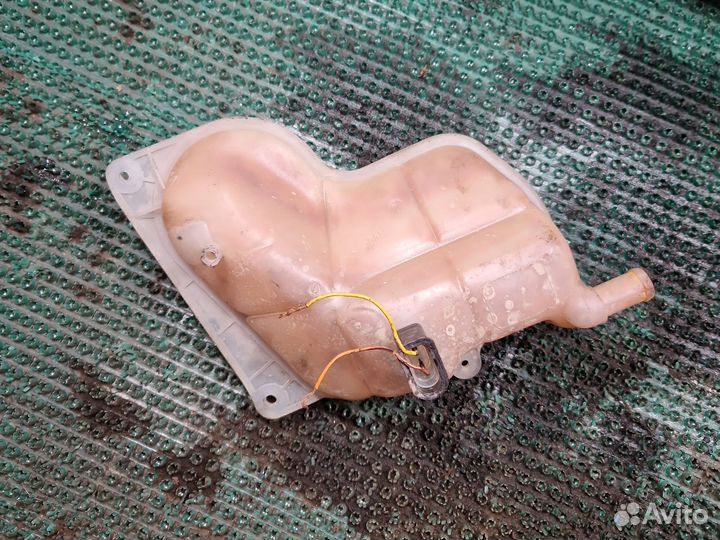 Бачок расширительный Audi A6 C5