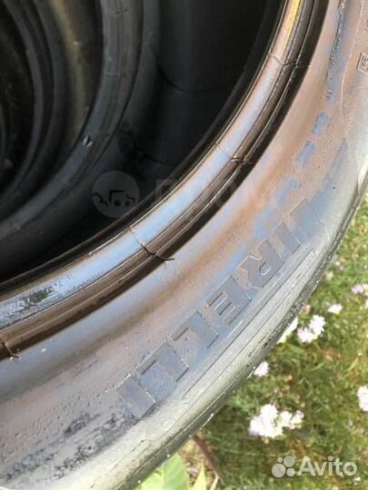 Pirelli P Zero 295/40 R21