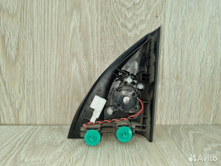 Накладка зеркала внутренняя передняя левая Hyundai