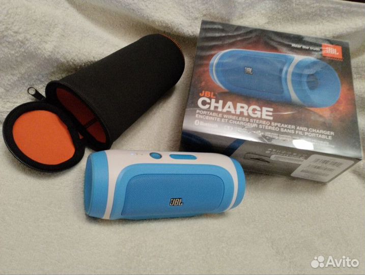 Беспроводная акустика JBL Charge blue