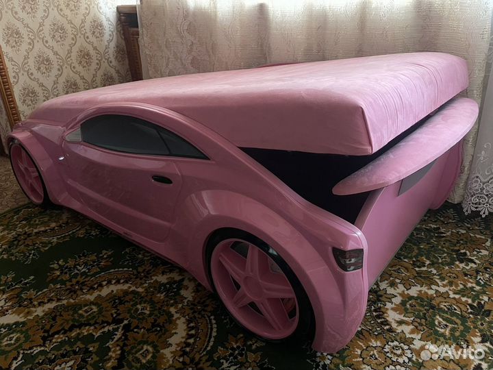 Кравать-автомобиль