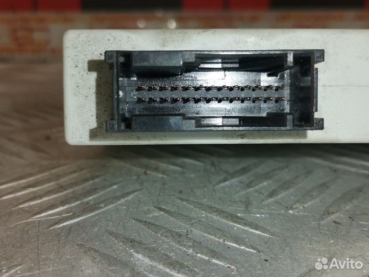 Блок для BMW 7-Series (E65/E66)