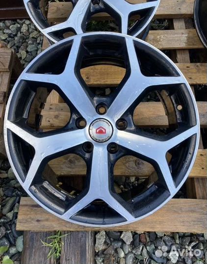 Литые диски R17 (538)
