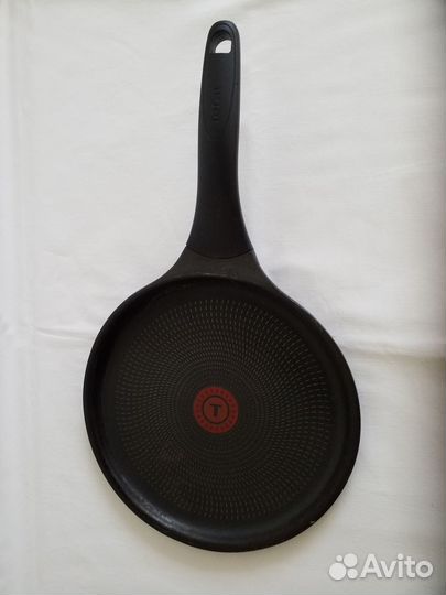Сковорода Тефаль блинная, 25 см