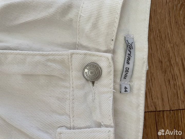 Брюки белые 44 Zarina