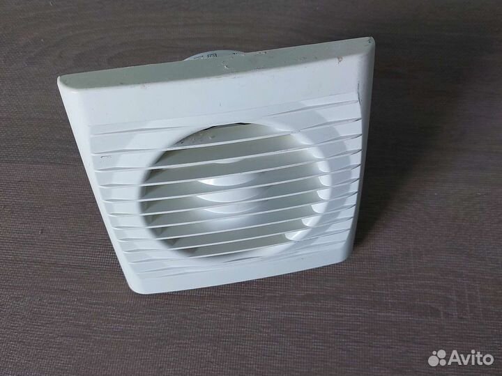 Вентилятор вытяжной для ванной