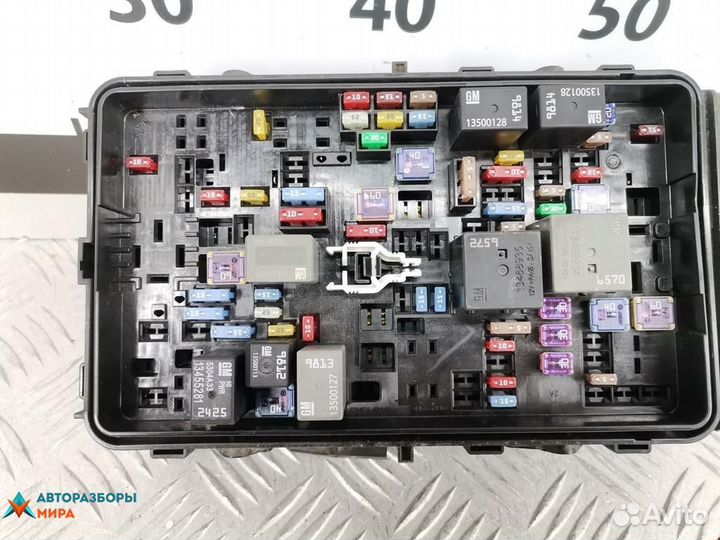 Блок реле Chevrolet Malibu 8 рест. 2016 23411475