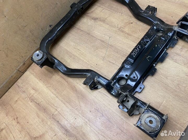 Балка подмоторная Подрамник Vw Transporter T6