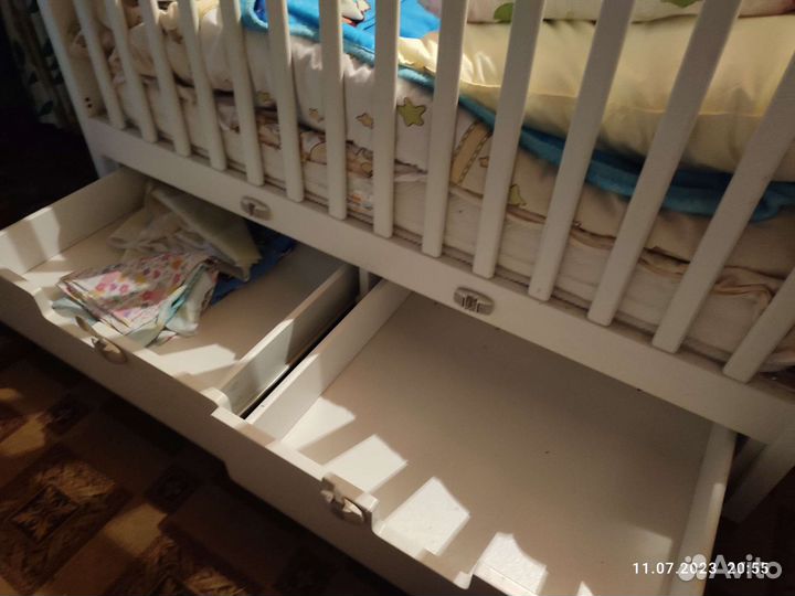 Детская кроватка