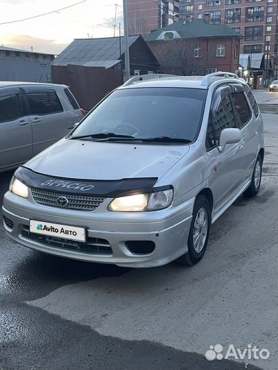 Toyota Corolla Spacio 1.6 AT, 1999, 300 000 км
