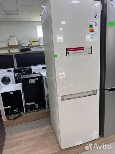 Холодильник LG