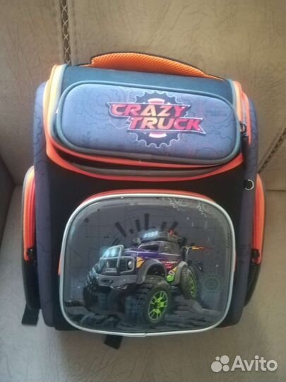 Ранец школьный ортопедический новый