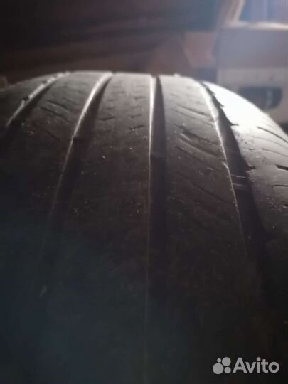 Michelin Agilis 235/65 R17 104B