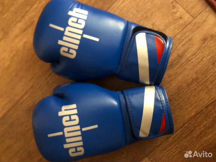 Боксерские перчатки 12 oz clinch