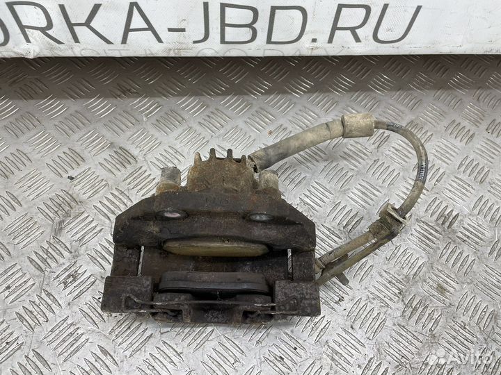 Суппорт передний левый citroen berlingo B9 08