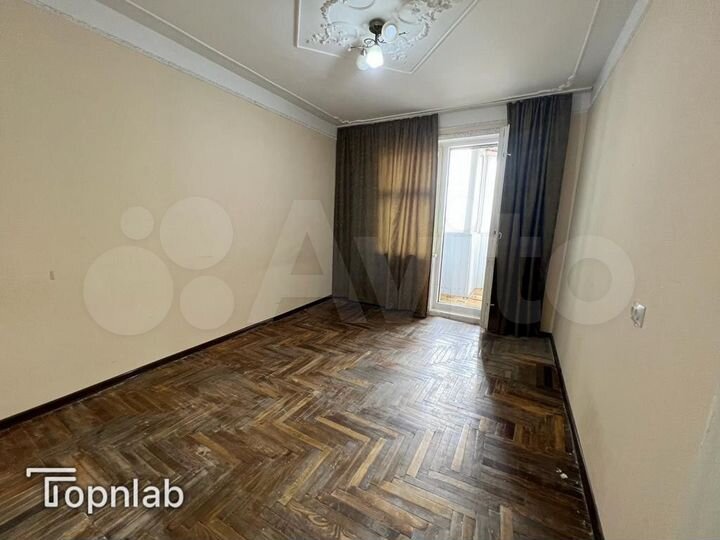 3-к. квартира, 78 м², 8/10 эт.