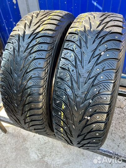 Yokohama Ice Guard IG35 215/65 R16