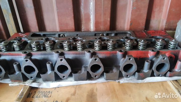 Головка блока Cummins 8.3