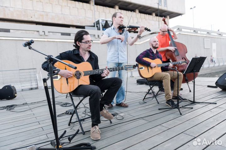 Манушмануш