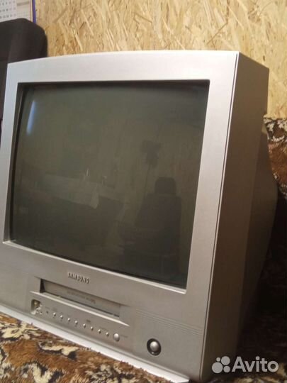 Телевизор samsung