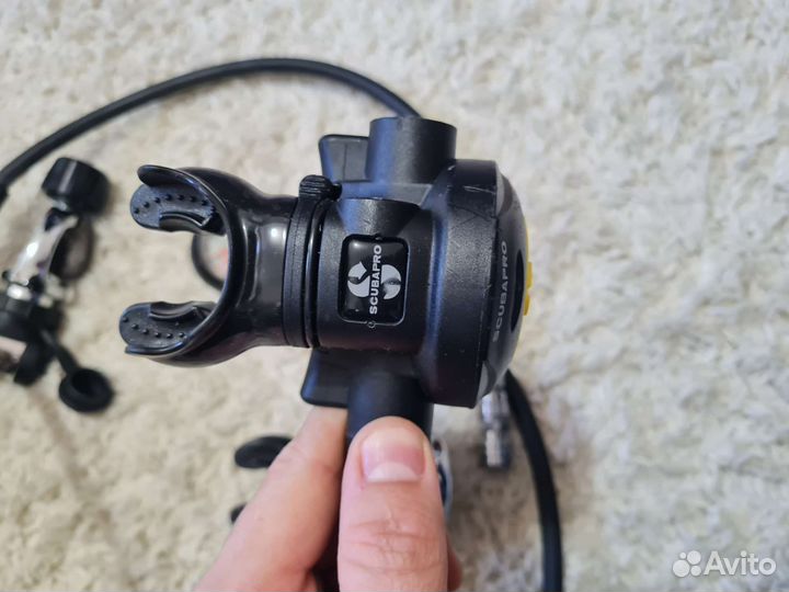 Регулятор дыхания для дайвинга scubapro mk25/A700