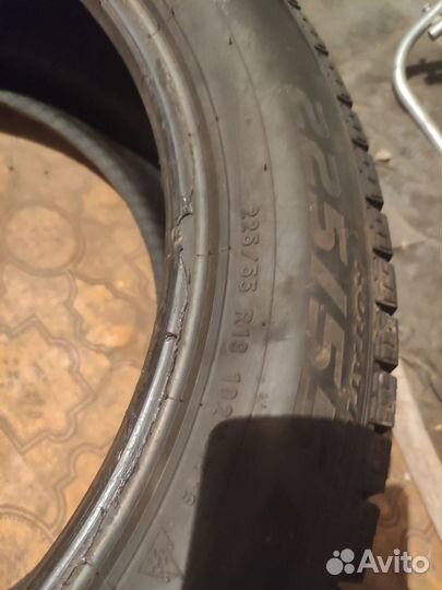 Pirelli Ice Zero FR 225/55 R18