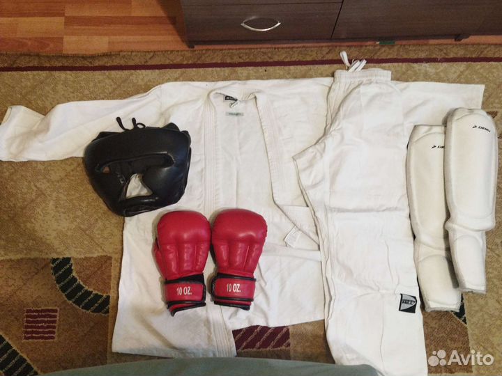 Кимано, Перчатки,Шлем