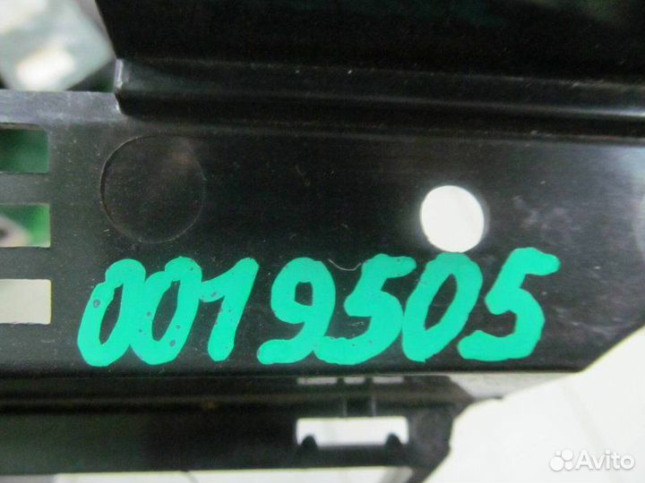 Решетка радиатора Volkswagen Bora 1999-2005