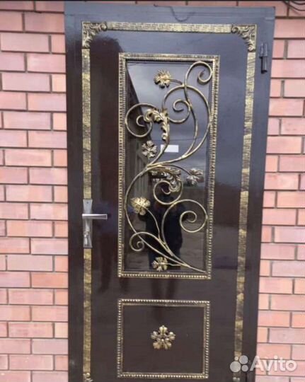Дверь входная металлическая новая