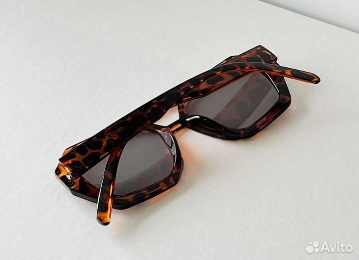 Солнцезащитные очки Vehla River