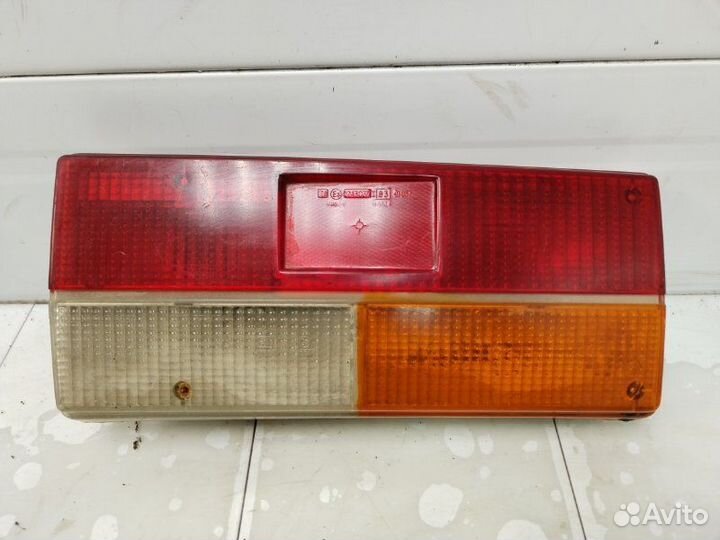 Фонарь задний правый Лада 2107 1 2000