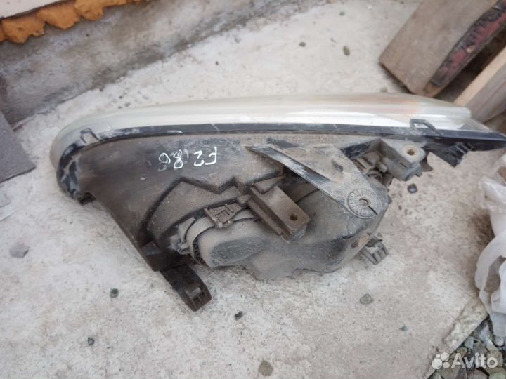 Ford focus 2 фара правая