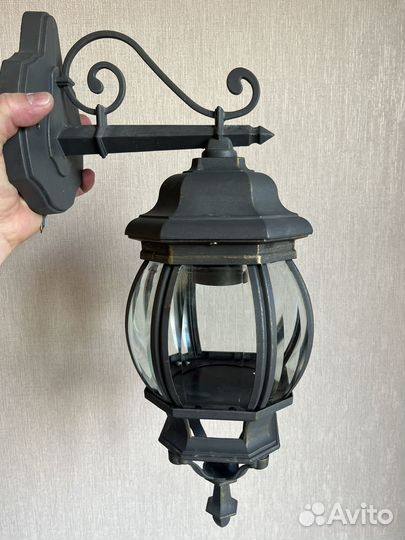 Светильник уличный настенный