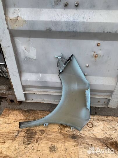 Переднее правое крыло Ситроен C3 A51