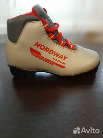 Новые лыжные ботинки Nordway размер 32