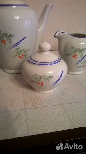 Сервиз фарфоровый миниатюрный