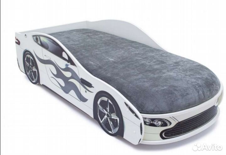 Кровать машинка