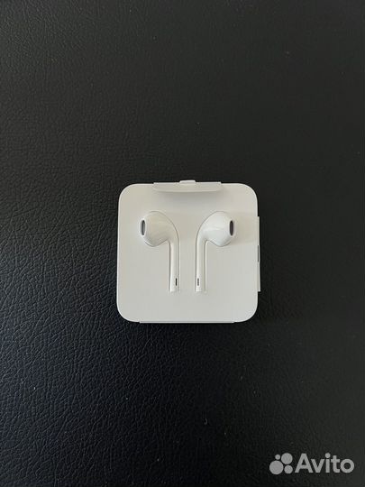 Наушники Apple Earpods Lightning