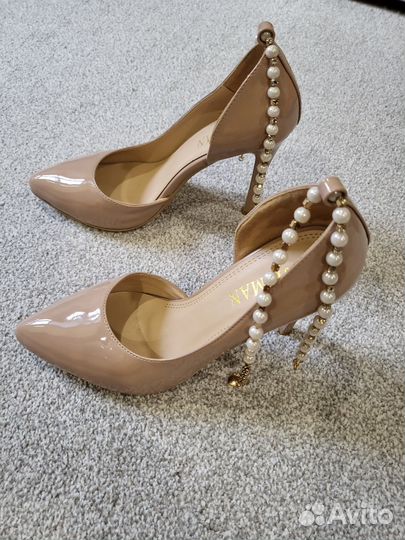 Туфли женские 37 размер бежевые