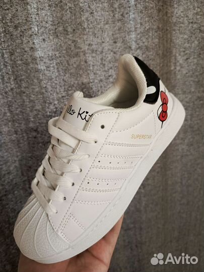 Кроссовки adidas superstar новые