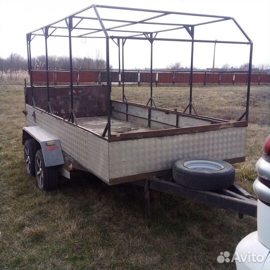 Прицеп легковой двухосный трейлер