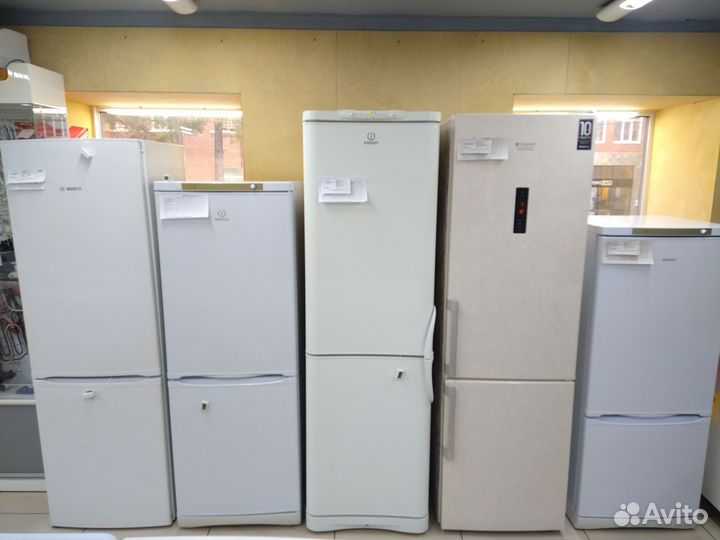 Холодильник Stinol. Бесплатная доставка