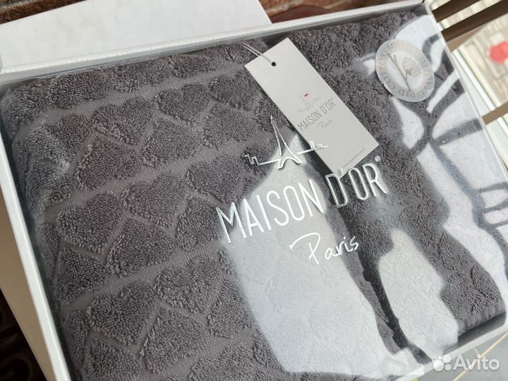 Полотенца Maison D'Or новые