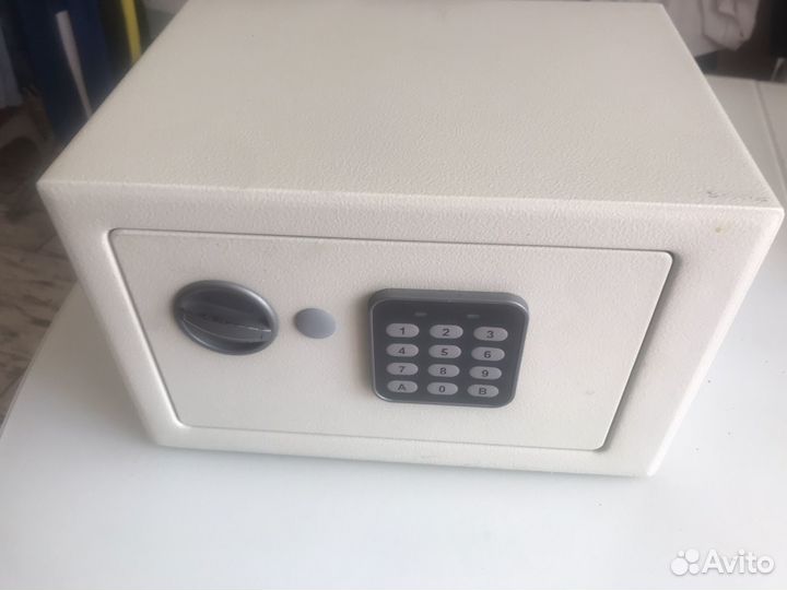 Сейфы для денег продажа
