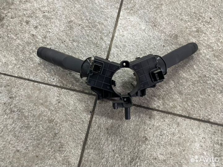 Переключатель подрулевой Opel Astra J GTC A14NET