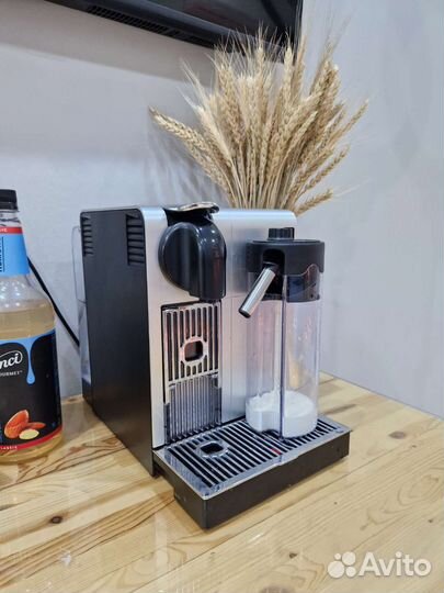 Кофемашина delonghi en750