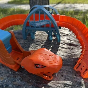 Хот вилс трек змея