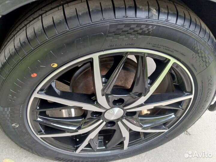 Armstrong Blu-trac HP 6.50/50 R16 W
